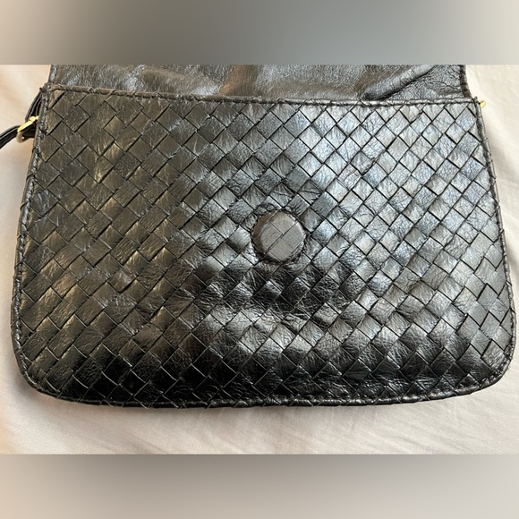 Elliot Lucca Black Leather and Fine Gold Mesh Adjustable Crossbody Pocketbook - Picture 10 of 14